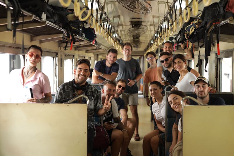 cómo ir de bangkok a ayutthaya en tren