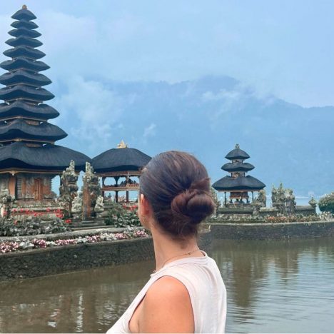 Tirta Gangga: El palacio de agua de Bali lleno de peces koi