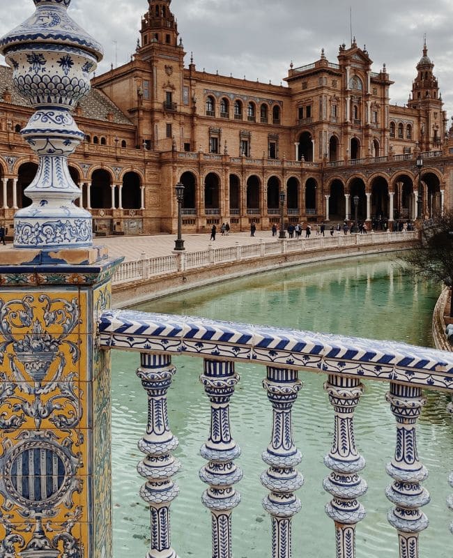 cerámica de la plaza españa