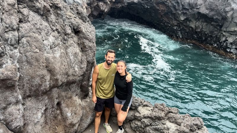 hervideros-lanzarote-lava